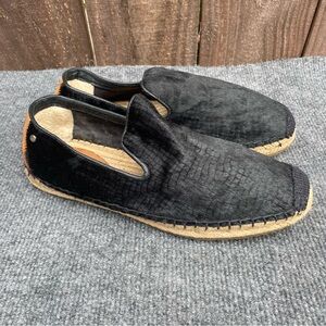 Ugg Women Moccasin Slip On Shoes Size 8